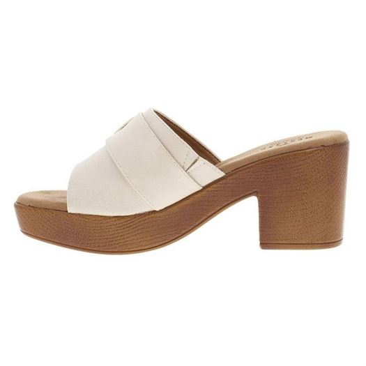 Mustang femme 1464702 beige2129401_3 sur voshoes.com