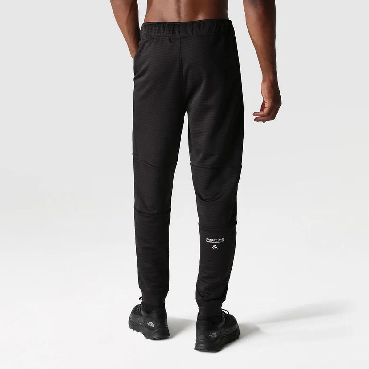 Pantalons homme The north face m ma pant fleece noir | VoShoes